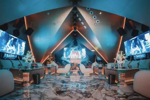 松原喜鹊酒吧招聘,松原喜鹊酒吧,安全保障稳机票住宿都不愁